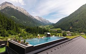 Amus Chalets Dolomites - Luxury Chalets South Tyrol